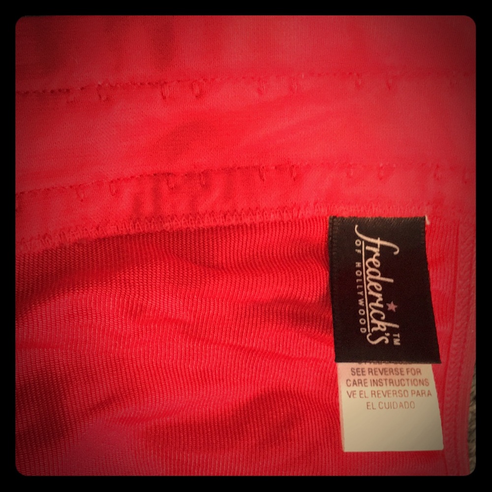 Vintage Fredericks of Hollywood red fringe bra set - Picture 8 of 8